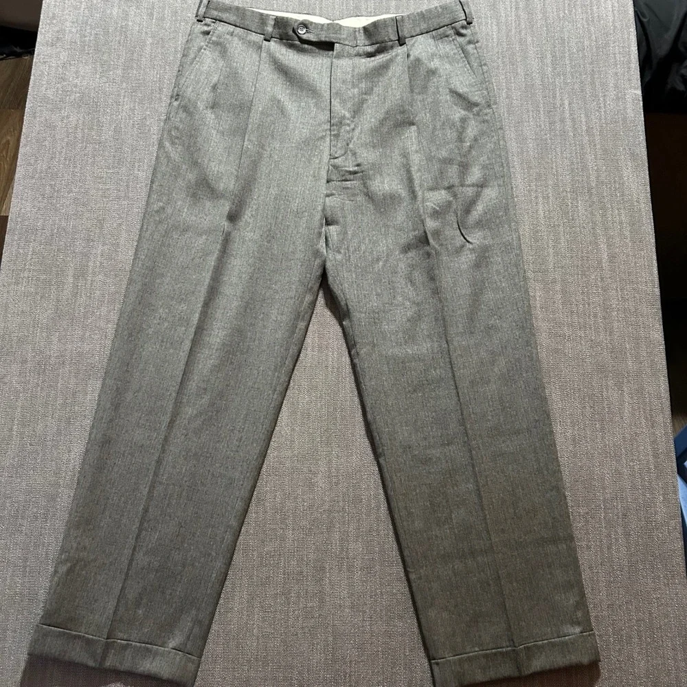 Brooks 346 Dress Pants Mens 40x31 Grey Pleated Cuffed 100% Worsted Wool Slacks